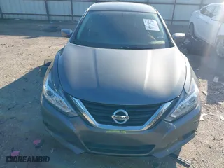 2017 Nissan Altima 2.5 SR with VIN 1N4AL3AP3HC291361, listed as a IAAI auction lot 41585914 with 140,851 mi miles. Bid and sale history available at carsss.com. Image 12.
