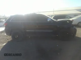 2011 Jeep Grand Cherokee Overland with VIN 1J4RR6GG8BC510143, listed as a IAAI auction lot 41329967 with 195,450 mi miles and . Bid and sale history available at DreamBid. Image 13.