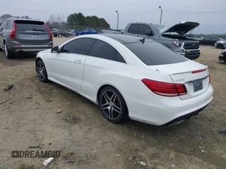 2016 Mercedes-Benz E-Class E 400 with VIN WDDKJ6HB0GF344004, listed as a IAAI auction lot 41198028 with 81,582 mi miles. Bid and sale history available at carsss.com. Image 3.