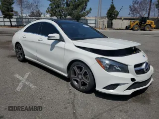 2014 Mercedes-Benz CLA 250 with VIN WDDSJ4EB6EN038971, listed as a Copart auction lot 60366885 with 94,360 mi miles and Salvage title. Bid and sale history available at DreamBid. Image 4.