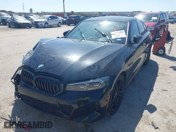 2024 BMW 3 Series 330i z VIN 3MW69FF05R8E87402, wystawiony jako IAAI lot #41973084 z przebiegiem 3 529 mil mil oraz . Historia ofert i sprzedaży dostępna na DreamBid. Obrazek 2.