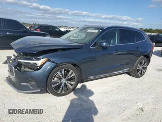 2022 Volvo XC60 Recharge Plug-In Hybrid Inscription with VIN YV4H60DL2N1069891, listed as a Copart auction lot 84258724 with 13,365 mi miles and Salvage Title. Bid and sale history available at carsss.com. Image 1.