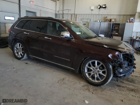 2014 Jeep Grand Cherokee Summit with VIN 1C4RJFJG3EC218801, listed as a Copart auction lot 46647585 with 130,900 mi miles and Salvage Title. Bid and sale history available at carsss.com. Image 4.