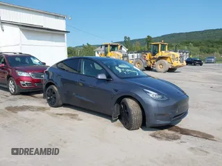 2023 Tesla Model Y Long Range with VIN 7SAYGDEE4PA103251, listed as a IAAI auction lot 40234372 with 38,465 mi miles and . Bid and sale history available at DreamBid. Image 1.