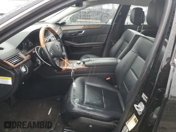 2013 Mercedes-Benz E 350 Luxury with VIN WDDHF8JB3DA749509, listed as a Copart auction lot 58220015 with 148,375 mi miles and Salvage title. Bid and sale history available at DreamBid. Image 7.