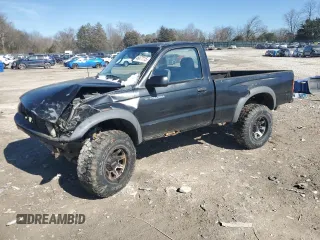2001 Toyota Tacoma z VIN 5TEPM62N01Z719622, wystawiony jako Copart lot #46477115 z przebiegiem 168 873 mil mil oraz Szkoda całkowita • Salvage title. Historia ofert i sprzedaży dostępna na DreamBid. Obrazek 1.