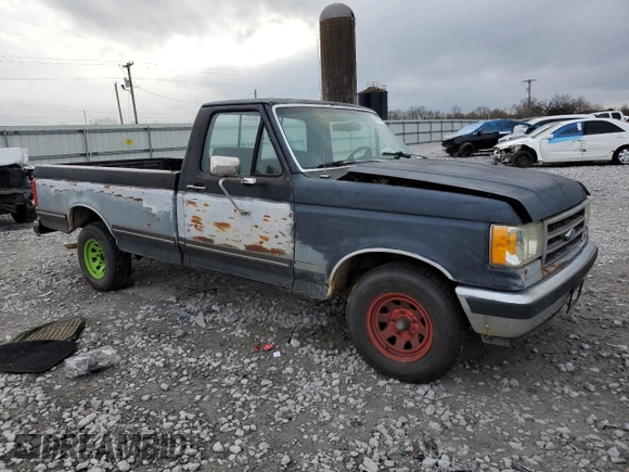 1989 Ford F-150 with VIN 1FTDF15Y5KNB19897, listed as a Copart auction lot 44824575 with 89,595 mi miles and Salvage Title. Bid and sale history available at carsss.com. Image 4.