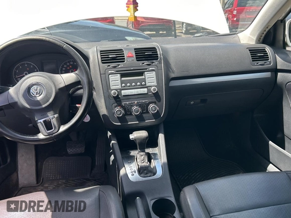 2010 Volkswagen Jetta Limited Edition with VIN 3VWAX7AJ6AM146818, listed as a Copart auction lot 51991495 with 131,089 mi miles and Clean title. Bid and sale history available at DreamBid. Image 9.