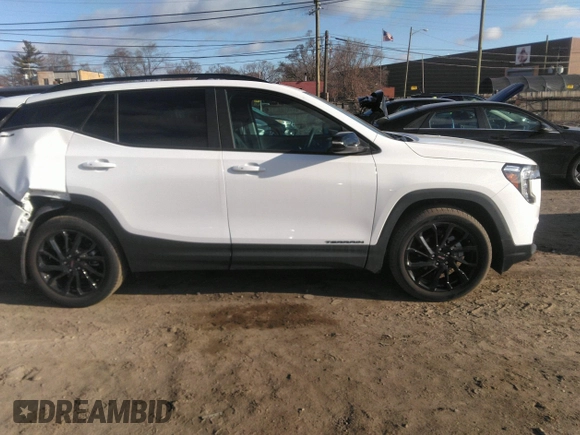 2024 GMC Terrain SLE z VIN 3GKALMEG4RL394079, wystawiony jako IAAI lot #41888389 z przebiegiem 572 mil mil oraz . Historia ofert i sprzedaży dostępna na DreamBid. Obrazek 13.