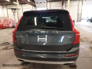 2017 Volvo XC90 Momentum with VIN YV4A22PK6H1131017, listed as a IAAI auction lot 40843305 with 134,205 mi miles. Bid and sale history available at carsss.com. Image 17.
