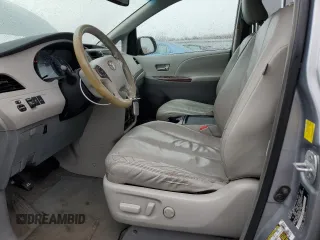 2011 Toyota Sienna XLE AAS с VIN 5TDYK3DC3BS049356, выставлен на аукционе Copart как лот 47971545 с пробегом 229 703 миль миль и Чистый • Clean title. История ставок и продаж доступна на DreamBid. Изображение 7.