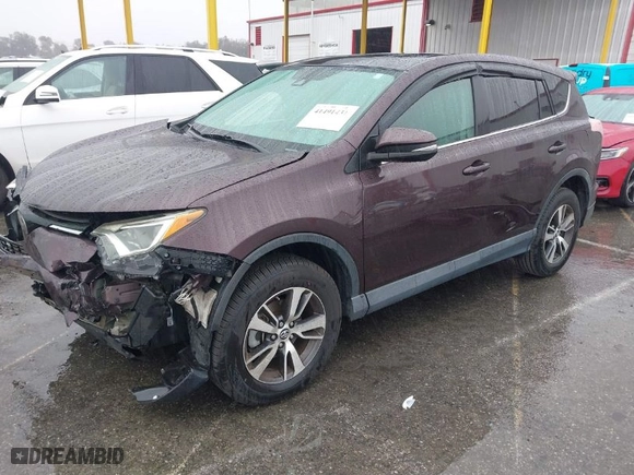 2018 Toyota RAV4 XLE with VIN 2T3WFREV3JW471932, listed as a IAAI auction lot 41491431 with 50,715 mi miles. Bid and sale history available at carsss.com. Image 2.