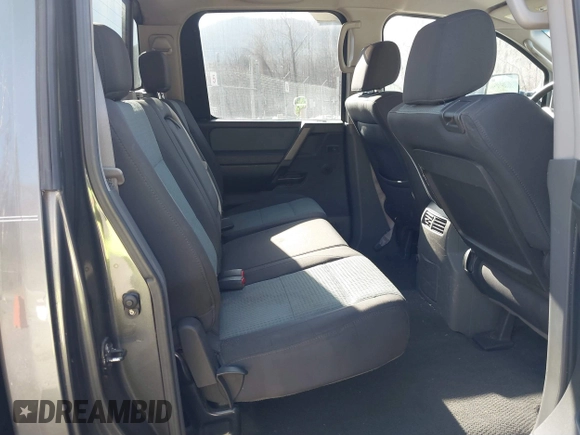 2005 Nissan Titan SE with VIN 1N6BA07B25N532466, listed as a IAAI auction lot 41437704 with 142,762 mi miles and . Bid and sale history available at DreamBid. Image 8.