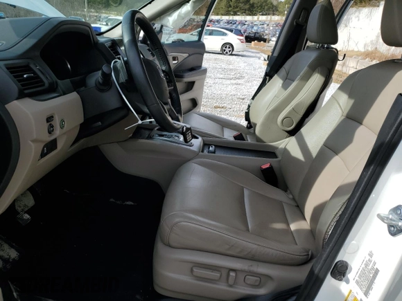 2021 Honda Pilot EX-L with VIN 5FNYF5H56MB033235, listed as a Copart auction lot 43137215 with 43,118 mi miles and Salvage Title. Bid and sale history available at DreamBid. Image 7.