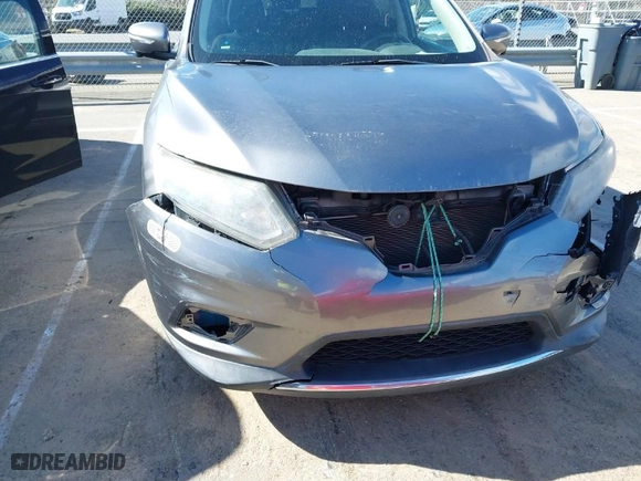 2015 Nissan Rogue SV with VIN KNMAT2MTXFP513087, listed as a IAAI auction lot 41737971 with 143,892 mi miles. Bid and sale history available at carsss.com. Image 6.