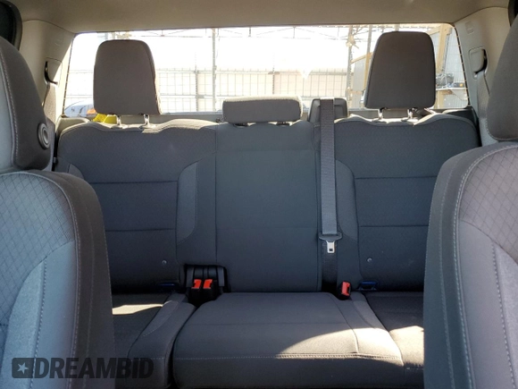2025 Chevrolet Silverado 1500 LT with VIN 1GCPACED3SZ170912, listed as a Copart auction lot 49780105 with 5,566 mi miles and Clean Title. Bid and sale history available at DreamBid. Image 10.