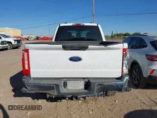 2024 Ford Super Duty F-250 SRW XL with VIN 1FT7W2BTXRED58464, listed as a IAAI auction lot 42070216 with 80,921 mi miles. Bid and sale history available at carsss.com. Image 16.