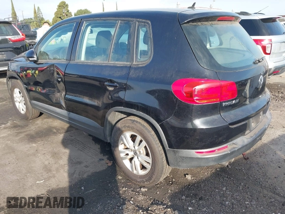 2012 Volkswagen Tiguan LE z VIN WVGAV7AX8CW531387, wystawiony jako IAAI lot #41603812 z przebiegiem 154 147 mil mil oraz . Historia ofert i sprzedaży dostępna na DreamBid. Obrazek 3.