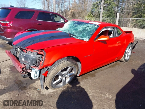 2010 Chevrolet Camaro 2SS z VIN 2G1FK1EJ5A9158992, wystawiony jako IAAI lot #41440398 z przebiegiem Nie podano mil oraz . Historia ofert i sprzedaży dostępna na DreamBid. Obrazek 2.