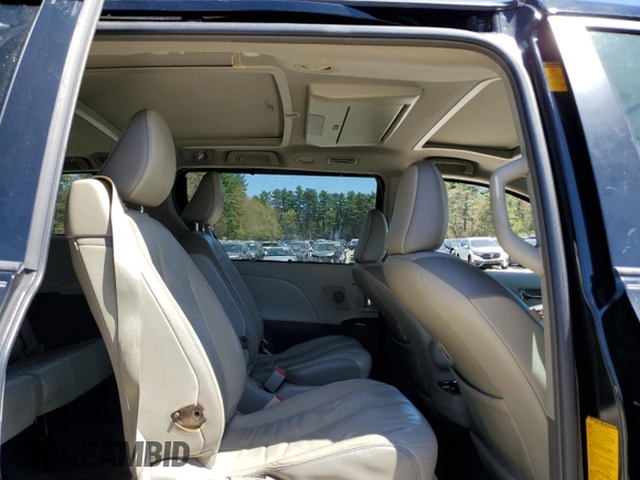 2013 Toyota Sienna XLE with VIN 5TDDK3DC4DS052588, listed as a Copart auction lot 54861335 with 122,966 mi miles and Clean title. Bid and sale history available at DreamBid. Image 11.