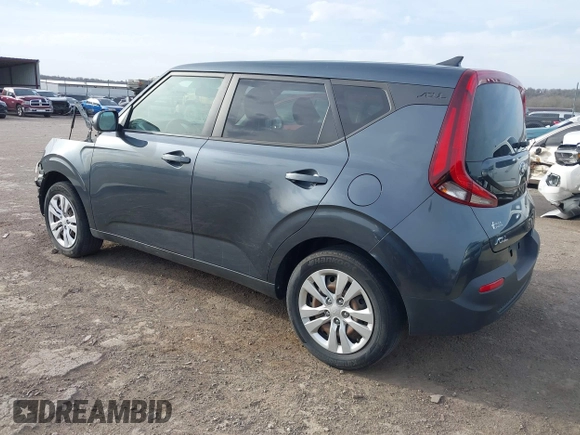 2020 Kia Soul LX with VIN KNDJ23AUXL7083367, listed as a IAAI auction lot 41805794 with 74,582 mi miles. Bid and sale history available at carsss.com. Image 3.