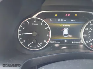 2018 Nissan Murano Platinum with VIN 5N1AZ2MH3JN138153, listed as a IAAI auction lot 41452921 with 123,643 mi miles. Bid and sale history available at carsss.com. Image 7.