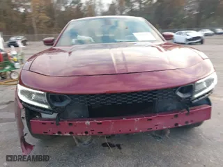 2019 Dodge Charger SXT with VIN 2C3CDXBG4KH643541, listed as a IAAI auction lot 41052953 with 118,784 mi miles. Bid and sale history available at carsss.com. Image 6.