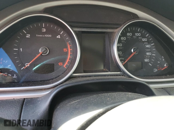 2010 Audi Q7 Premium Plus z VIN WA1LMAFE2AD006364, wystawiony jako Copart lot #73230164 z przebiegiem Nie podano mil oraz Szkoda całkowita • Salvage title. Historia ofert i sprzedaży dostępna na DreamBid. Obrazek 9.