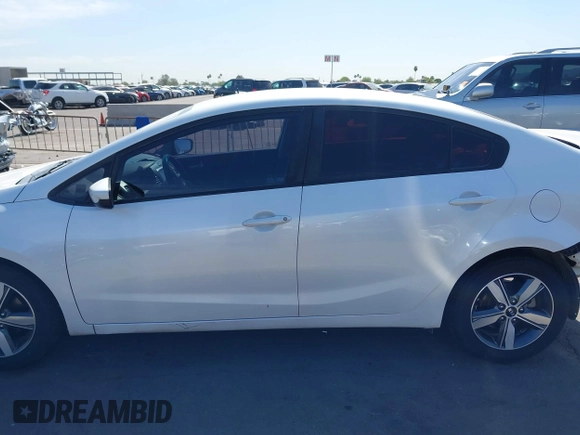 2018 Kia Forte LX with VIN 3KPFL4A71JE224522, listed as a IAAI auction lot 42136006 with 119,298 mi miles. Bid and sale history available at carsss.com. Image 15.