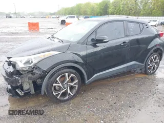 2018 Toyota C-HR XLE with VIN NMTKHMBX4JR032773, listed as a IAAI auction lot 41957588 with 100,691 mi miles. Bid and sale history available at carsss.com. Image 18.