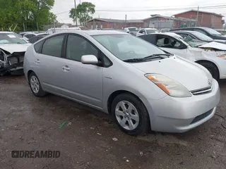 2007 Toyota Prius with VIN JTDKB20U077617014, listed as a IAAI auction lot 42114481 with Not Provided miles. Bid and sale history available at carsss.com. Image 1.