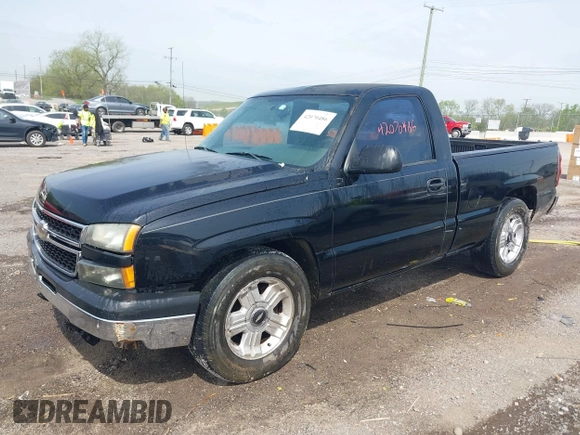 2006 Chevrolet Silverado 1500 Work Truck with VIN 1GCEC14X06Z104048, listed as a IAAI auction lot 42070486 with 194,347 mi miles. Bid and sale history available at carsss.com. Image 2.