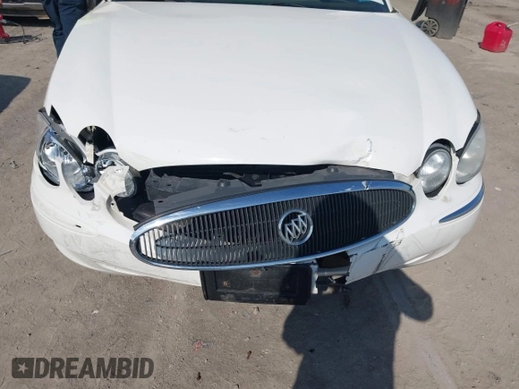 2007 Buick LaCrosse CX with VIN 2G4WC582271243548, listed as a IAAI auction lot 42091174 with Not Provided miles and . Bid and sale history available at DreamBid. Image 6.