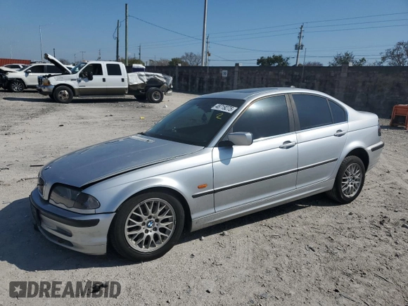2000 BMW 3 Series 328i with VIN WBAAM5345YJR57702, listed as a Copart auction lot 48719275 with 168,238 mi miles and Salvage Title. Bid and sale history available at carsss.com. Image 1.