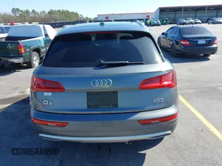 2018 Audi Q5 Premium Plus with VIN WA1BNAFY1J2245788, listed as a IAAI auction lot 41761858 with 76,571 mi miles. Bid and sale history available at carsss.com. Image 16.