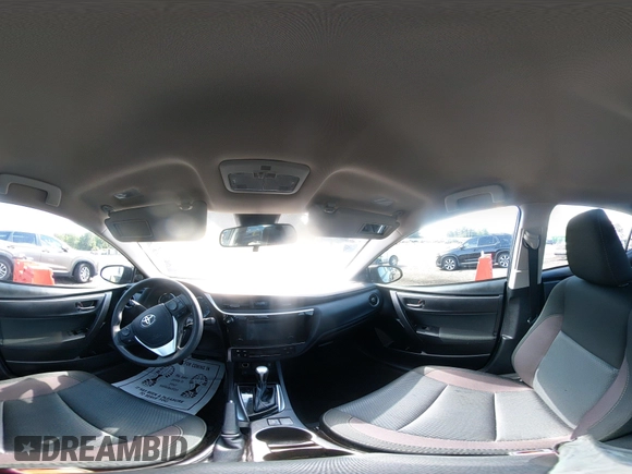 2018 Toyota Corolla L с VIN 2T1BURHE3JC049489, выставлен на аукционе IAAI как лот 42456500 с пробегом 98 788 миль миль и . История ставок и продаж доступна на DreamBid. Изображение 18.