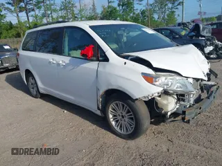2014 Toyota Sienna LE AAS with VIN 5TDKK3DCXES457492, listed as a IAAI auction lot 41954203 with 226,355 mi miles. Bid and sale history available at carsss.com. Image 1.