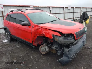 2019 Jeep Cherokee Trailhawk with VIN 1C4PJMBX4KD337408, listed as a IAAI auction lot 41788054 with 42,365 mi miles and . Bid and sale history available at DreamBid. Image 1.