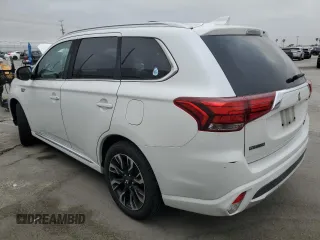 2018 Mitsubishi Outlander SEL with VIN JA4J24A53JZ030875, listed as a Copart auction lot 56703215 with 67,722 mi miles and Clean title. Bid and sale history available at DreamBid. Image 2.