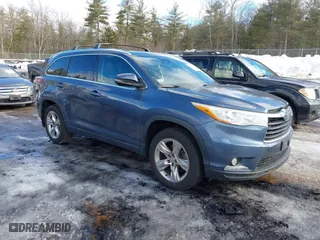 2015 Toyota Highlander Limited with VIN 5TDDKRFH8FS204810, listed as a IAAI auction lot 41653431 with 172,563 mi miles. Bid and sale history available at carsss.com. Image 1.