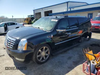 2010 Cadillac Escalade ESV Premium z VIN 1GYUKJEF4AR112581, wystawiony jako Copart lot #50363955 z przebiegiem 209 412 mil mil oraz Nie do naprawy • Non repairable. Historia ofert i sprzedaży dostępna na DreamBid. Obrazek 1.
