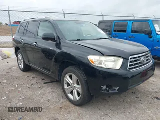 2009 Toyota Highlander Limited с VIN JTEES42A792137320, выставлен на аукционе IAAI как лот 42142363 с пробегом 199 061 миль миль и . История ставок и продаж доступна на DreamBid. Изображение 1.