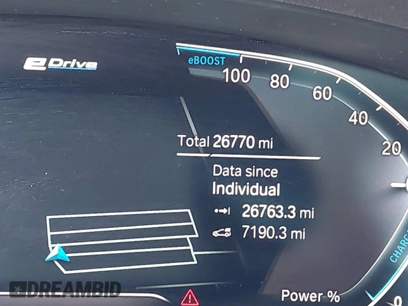 2023 BMW 5 Series 530e z VIN WBA13AG00PCM10164, wystawiony jako IAAI lot #42406603 z przebiegiem 26 770 mil mil oraz . Historia ofert i sprzedaży dostępna na DreamBid. Obrazek 15.