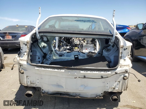 2014 Lexus IS 350 z VIN JTHBE1D27E5007855, wystawiony jako Copart lot #56554924 z przebiegiem Nie podano mil oraz Nie do naprawy • Non repairable. Historia ofert i sprzedaży dostępna na DreamBid. Obrazek 6.