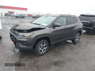2022 Jeep Compass Trailhawk with VIN 3C4NJDDB5NT162979, listed as a IAAI auction lot 41535004 with 22,354 mi miles and . Bid and sale history available at DreamBid. Image 2.