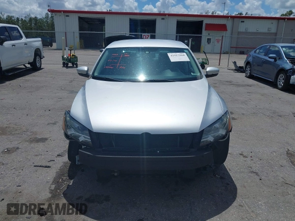 2015 Volkswagen Passat 1.8T Limited Edition with VIN 1VWAT7A35FC109653, listed as a IAAI auction lot 41917568 with 118,912 mi miles. Bid and sale history available at carsss.com. Image 12.