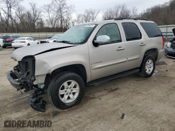 2007 GMC Yukon SLE with VIN 1GKFK13017J298556, listed as a Copart auction lot 43984975 with 168,822 mi miles and Salvage Title. Bid and sale history available at carsss.com. Image 1.