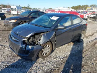 2012 Hyundai Accent GLS z VIN KMHCT4AE4CU172109, wystawiony jako IAAI lot #41286211 z przebiegiem 130 898 mil mil oraz . Historia ofert i sprzedaży dostępna na DreamBid. Obrazek 2.