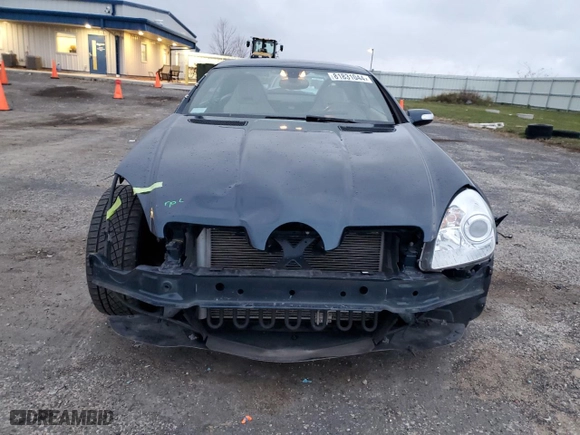 2007 Mercedes-Benz SLK-Class 3.5L with VIN WDBWK56F17F166675, listed as a Copart auction lot 81831044 with 73,953 mi miles and Clean Title. Bid and sale history available at carsss.com. Image 5.