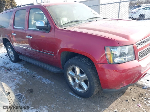 2012 Chevrolet Suburban LTZ with VIN 1GNSKKE77CR272718, listed as a IAAI auction lot 41383013 with 192,639 mi miles. Bid and sale history available at carsss.com. Image 1.